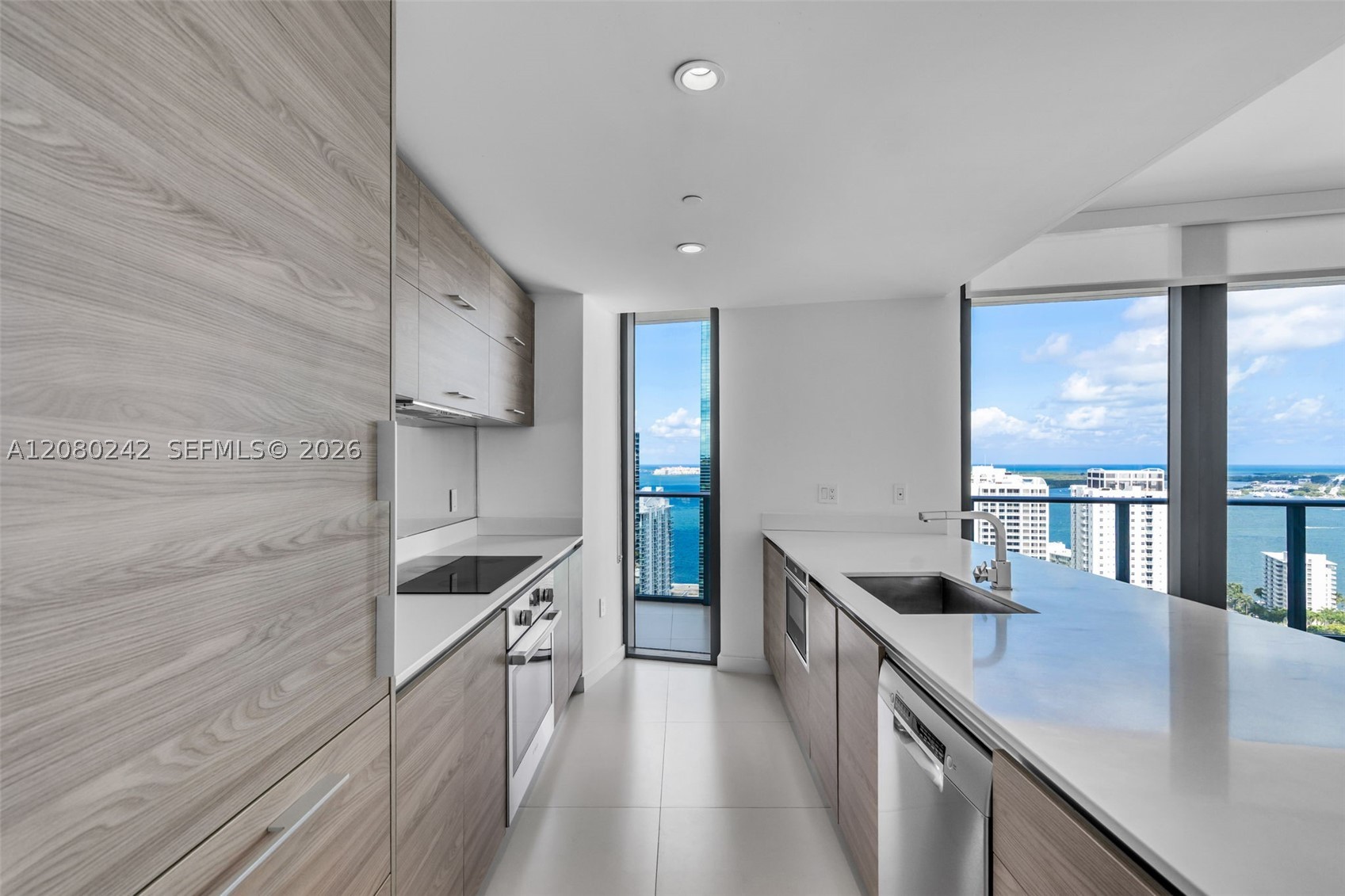 1300 S Miami Ave 2905 Property Photo 4