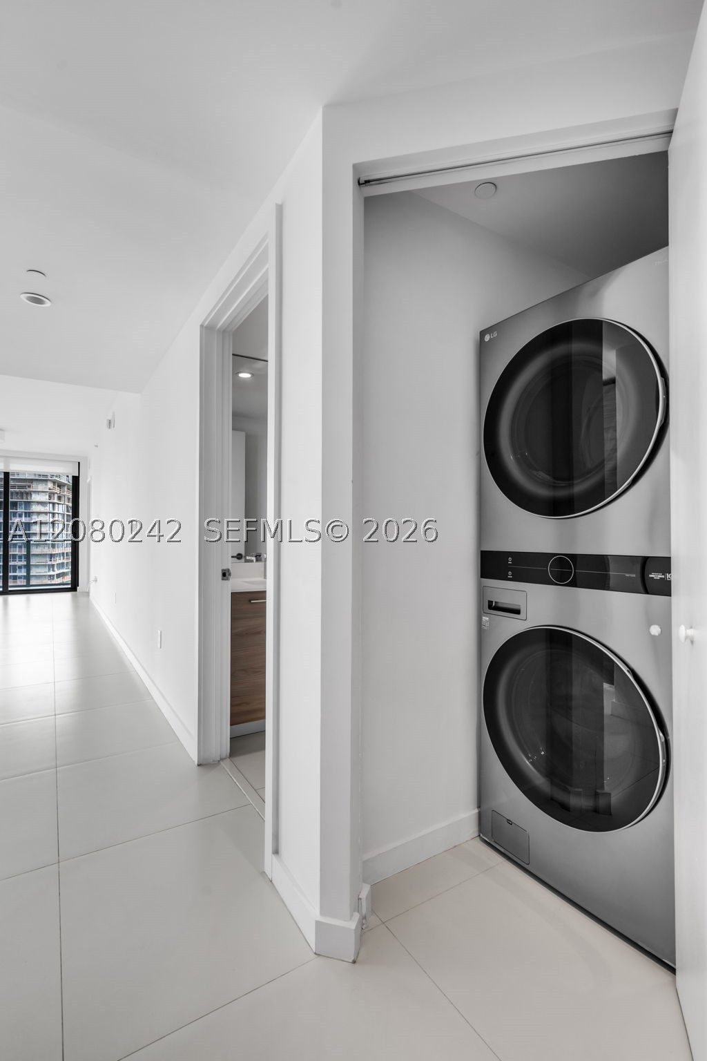 1300 S Miami Ave 2905 Property Photo 17