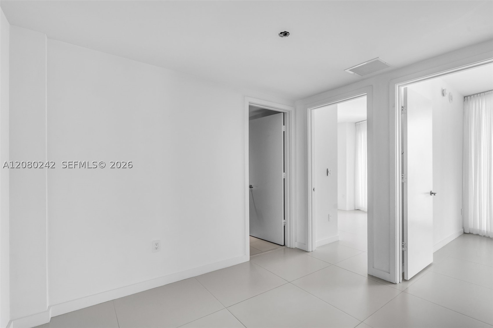 1300 S Miami Ave 2905 Property Photo 23