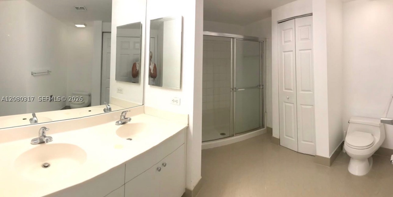 17125 N Bay Rd 3610 Property Photo 16