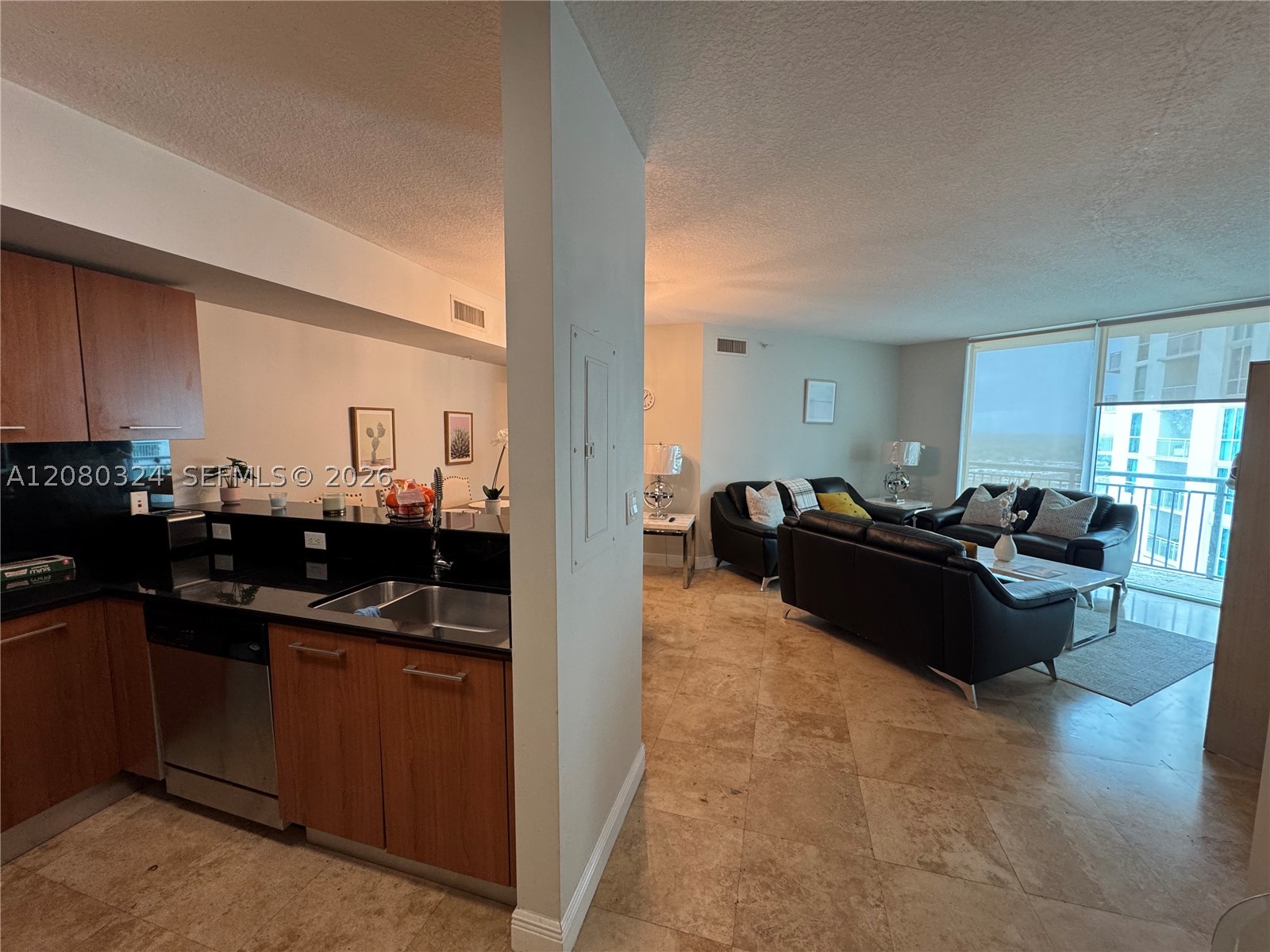 9055 Sw 73rd Ct 1108 Property Photo 12