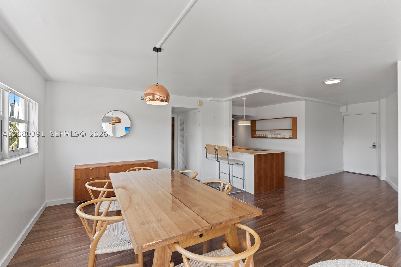 1881 Washington Ave 4g Property Photo 16