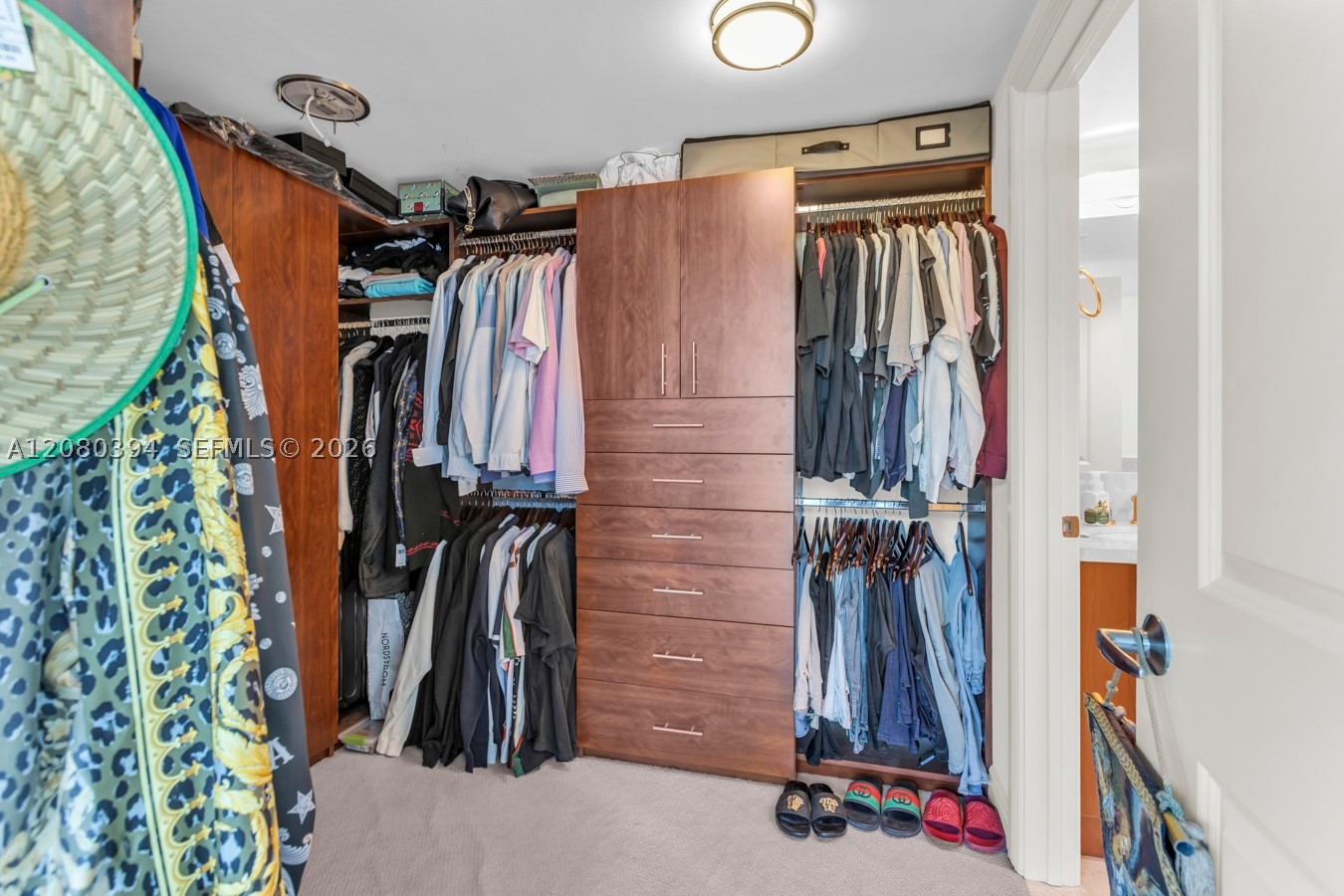 1200 Holiday Dr 208 Property Photo 16