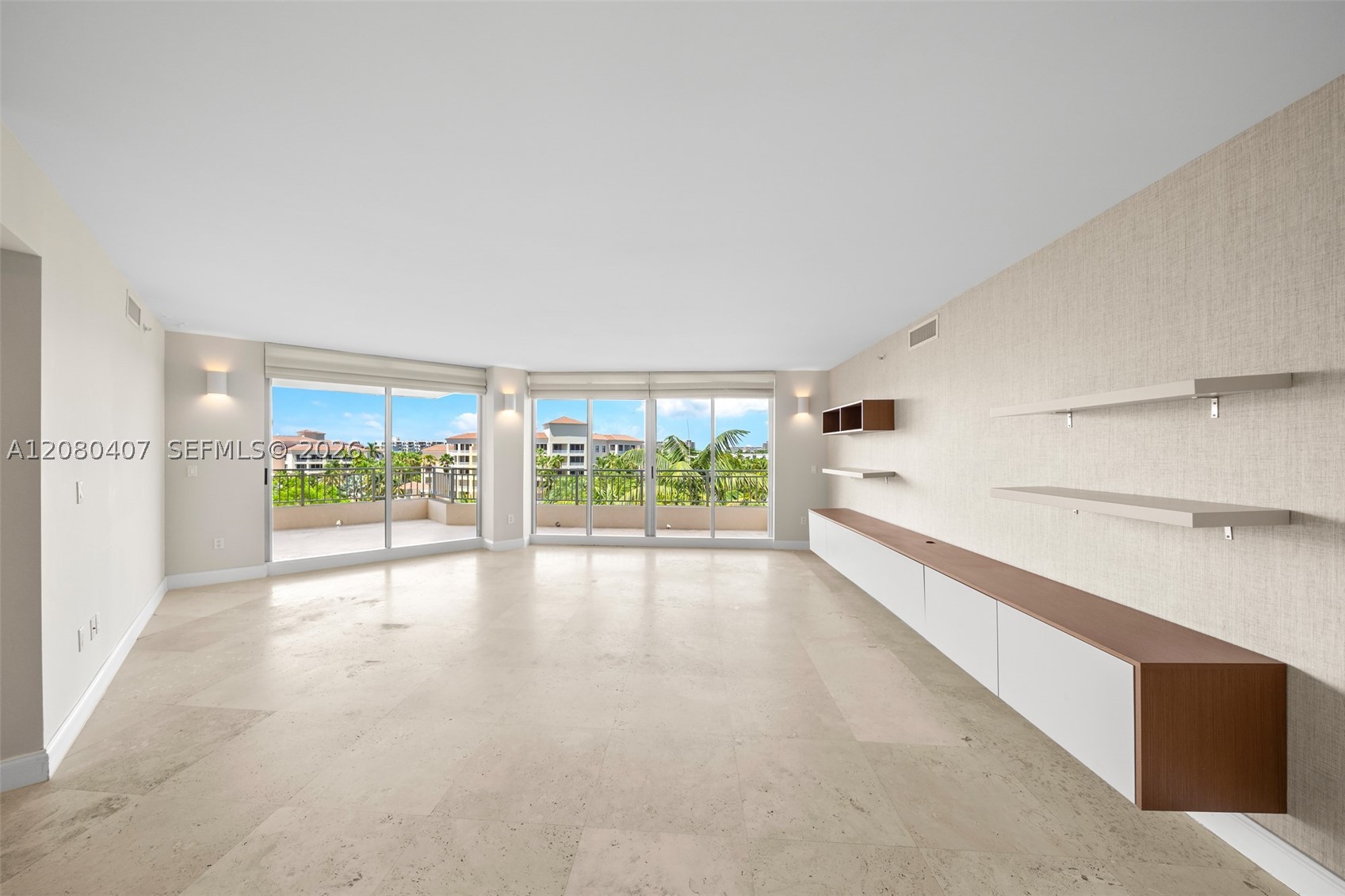 765 Crandon Blvd 507 Property Photo 6