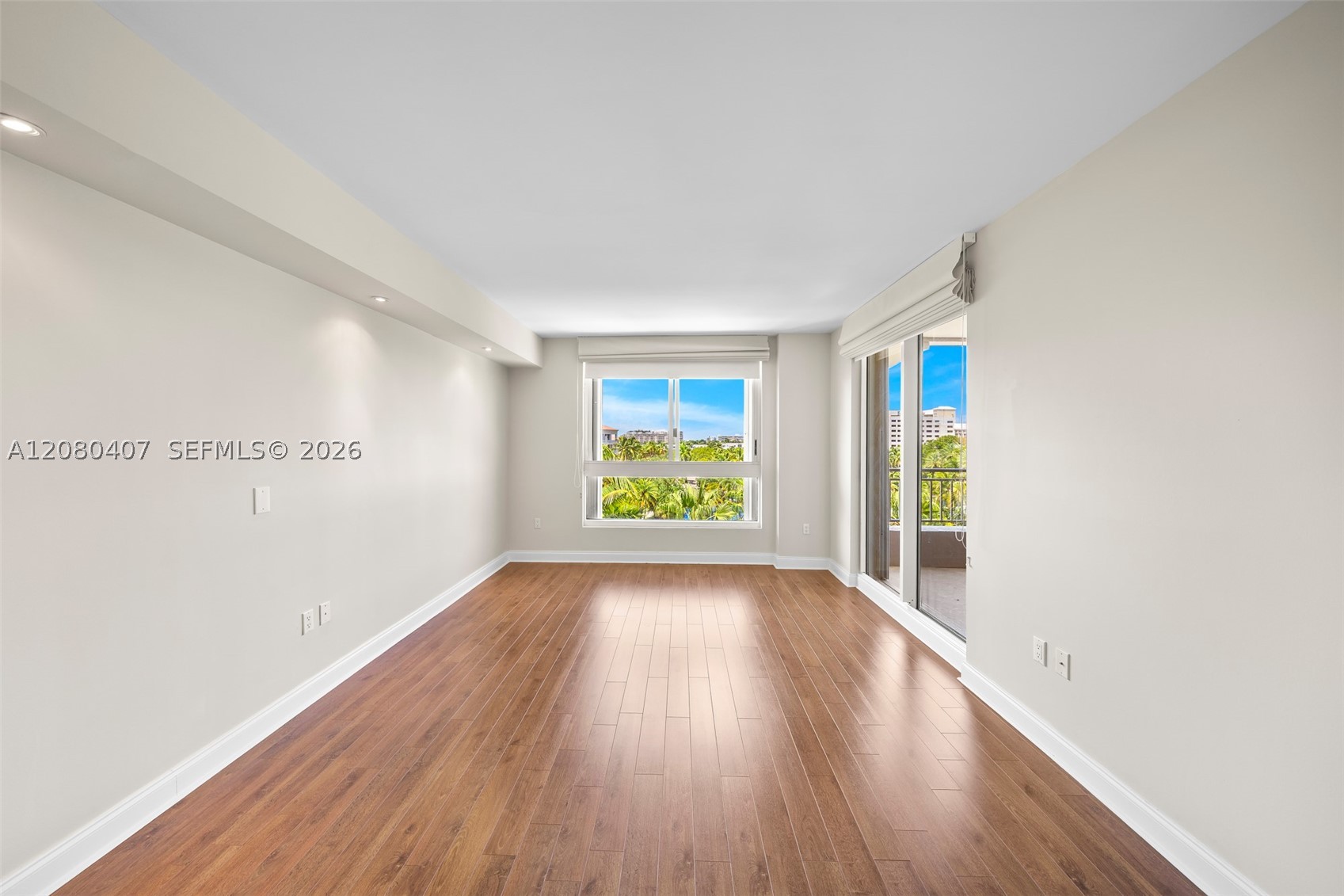 765 Crandon Blvd 507 Property Photo 12