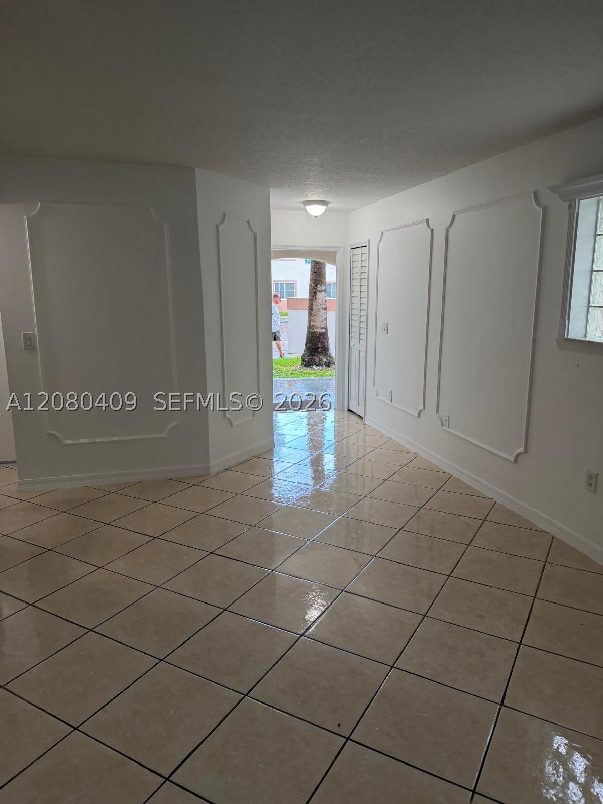 2900 Se 12th Rd 101-28 Property Photo 26