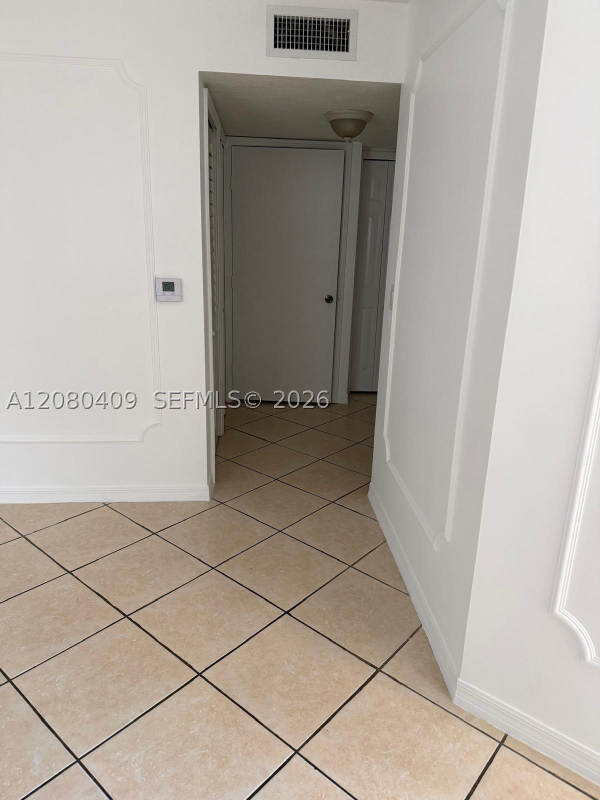 2900 Se 12th Rd 101-28 Property Photo 27