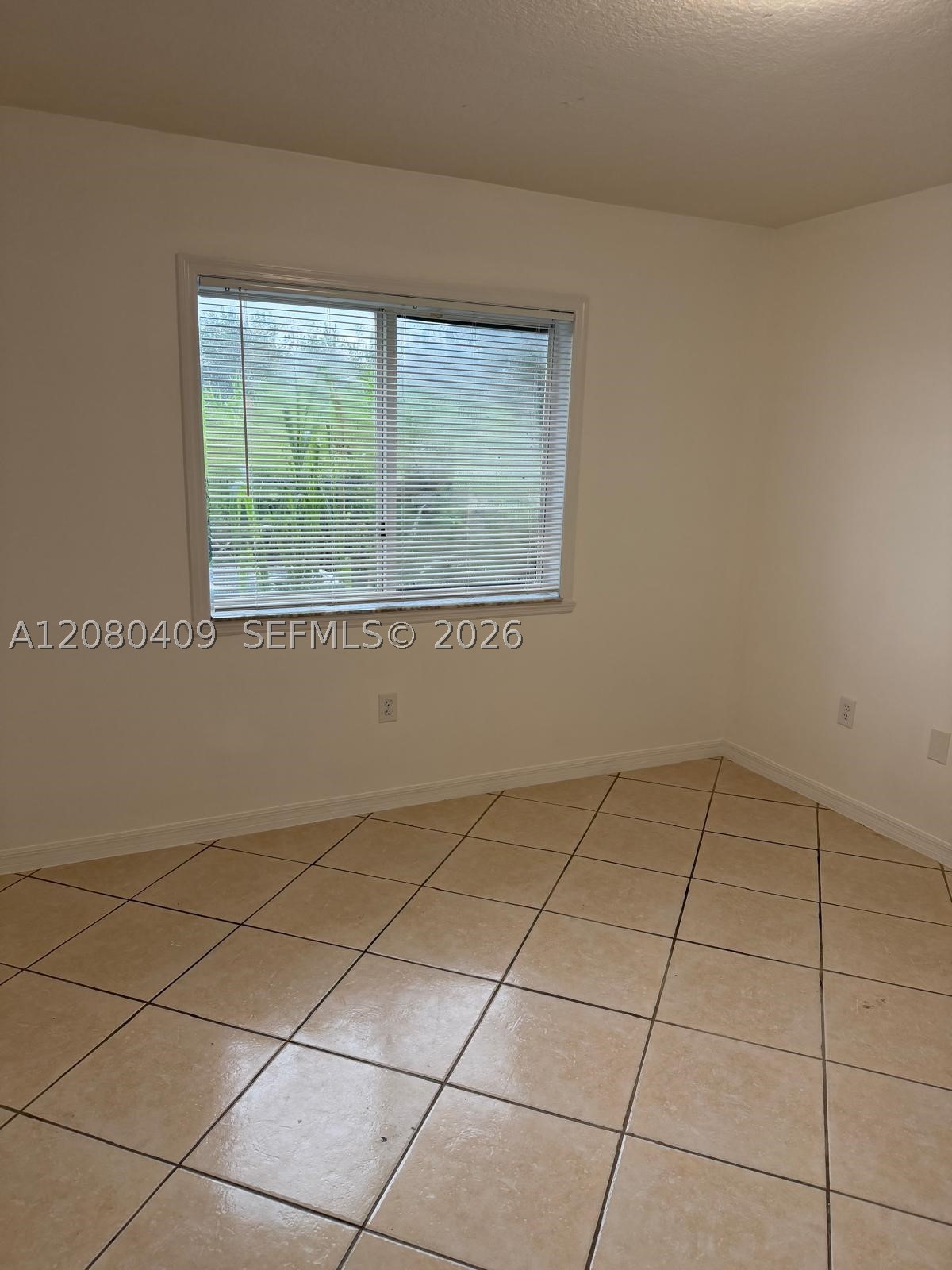 2900 Se 12th Rd 101-28 Property Photo 47