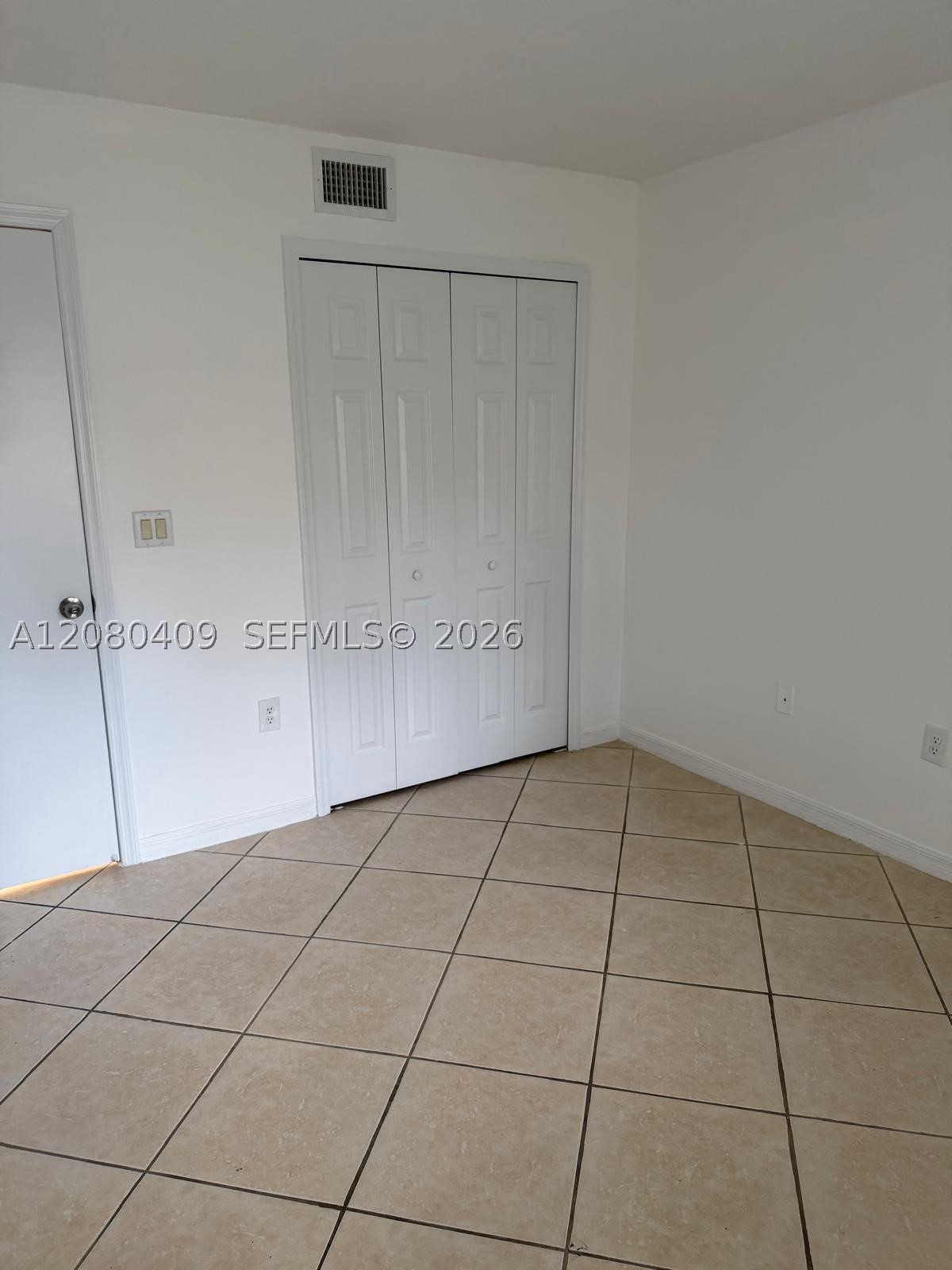 2900 Se 12th Rd 101-28 Property Photo 53