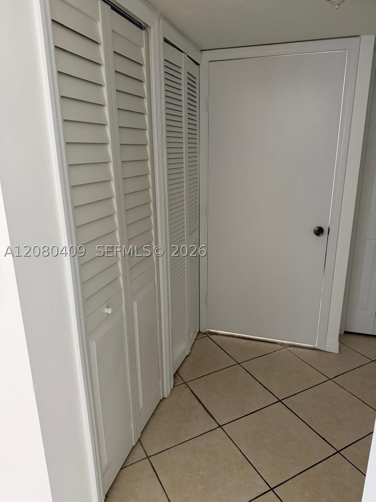 2900 Se 12th Rd 101-28 Property Photo 62