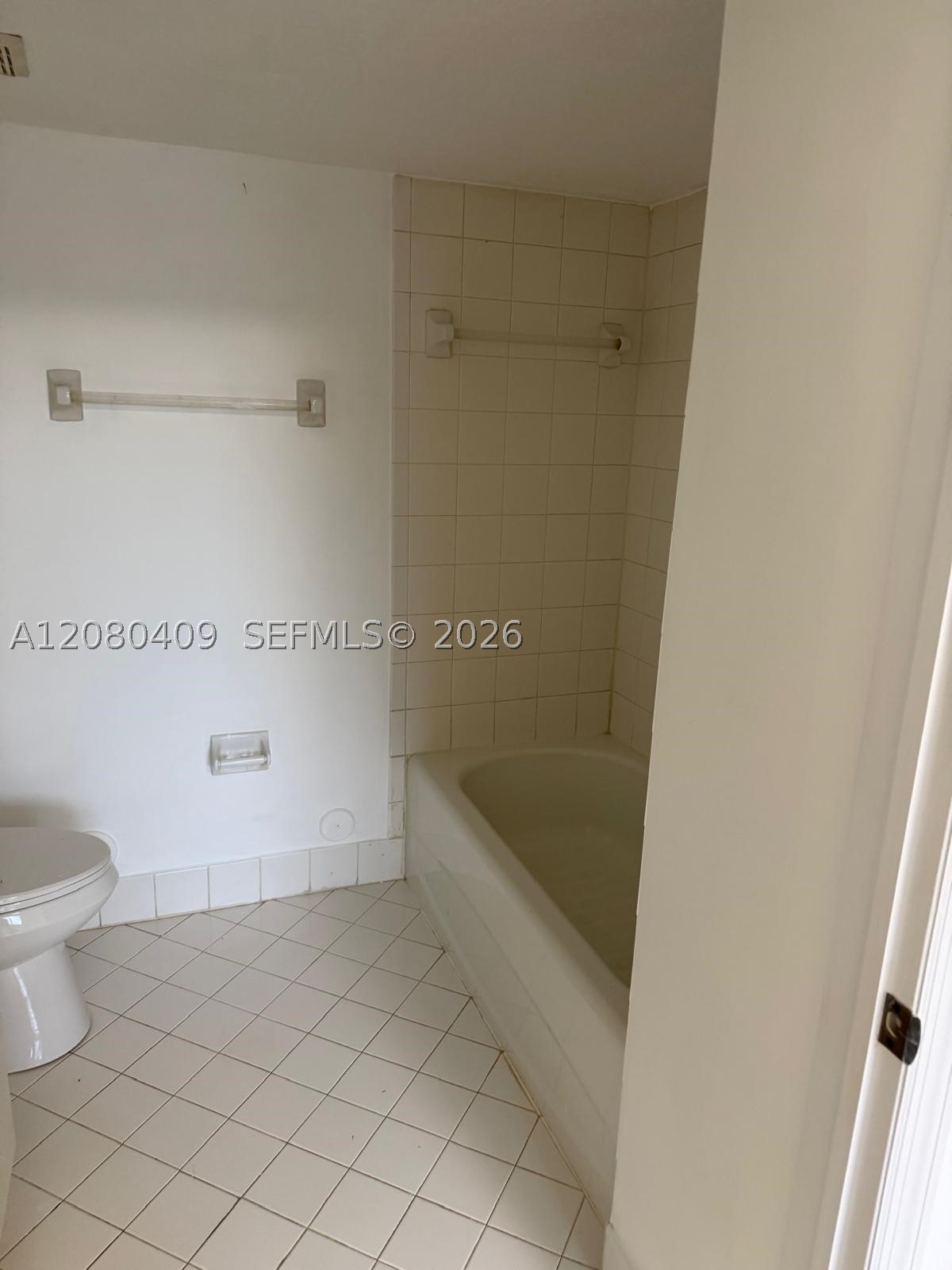2900 Se 12th Rd 101-28 Property Photo 64