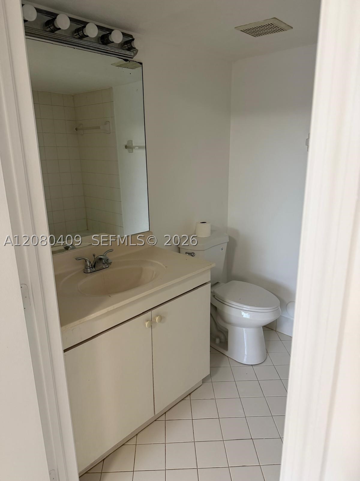 2900 Se 12th Rd 101-28 Property Photo 71