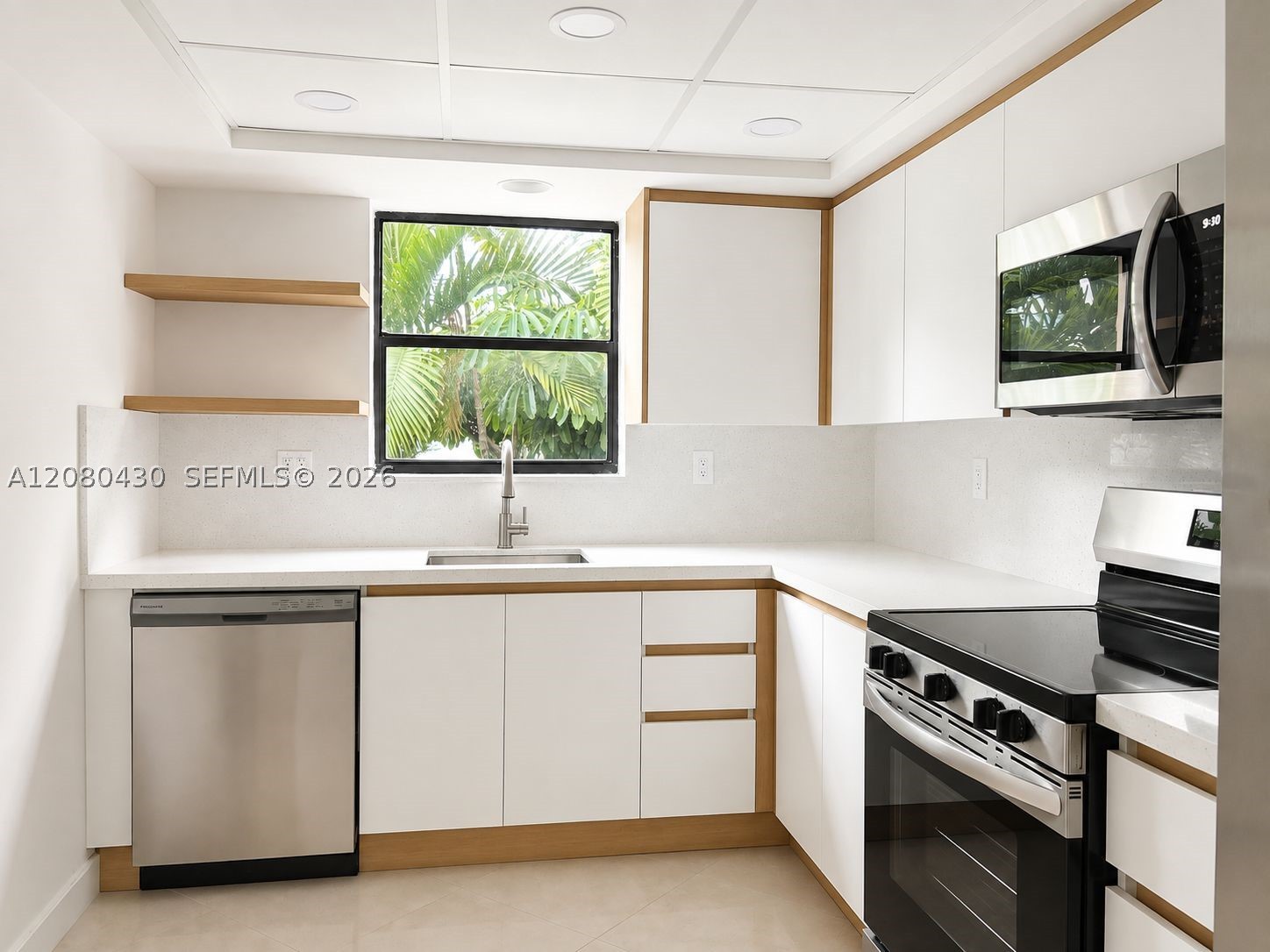 10000 Bay Harbor Ter 201-a Property Photo 2