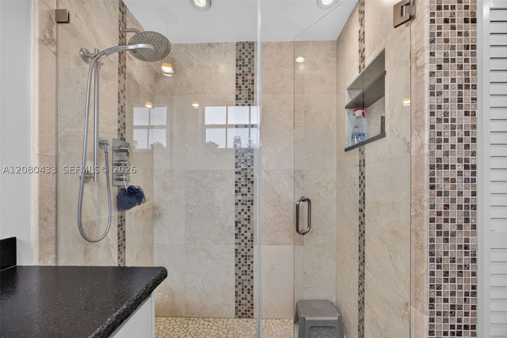 18211 Sw 95th Ct Property Photo 17