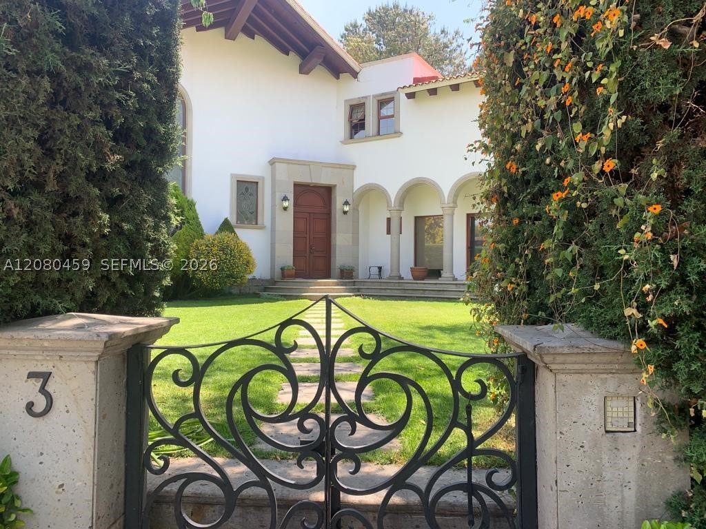 Calle De Paseo De Olivos 3 Property Photo 8