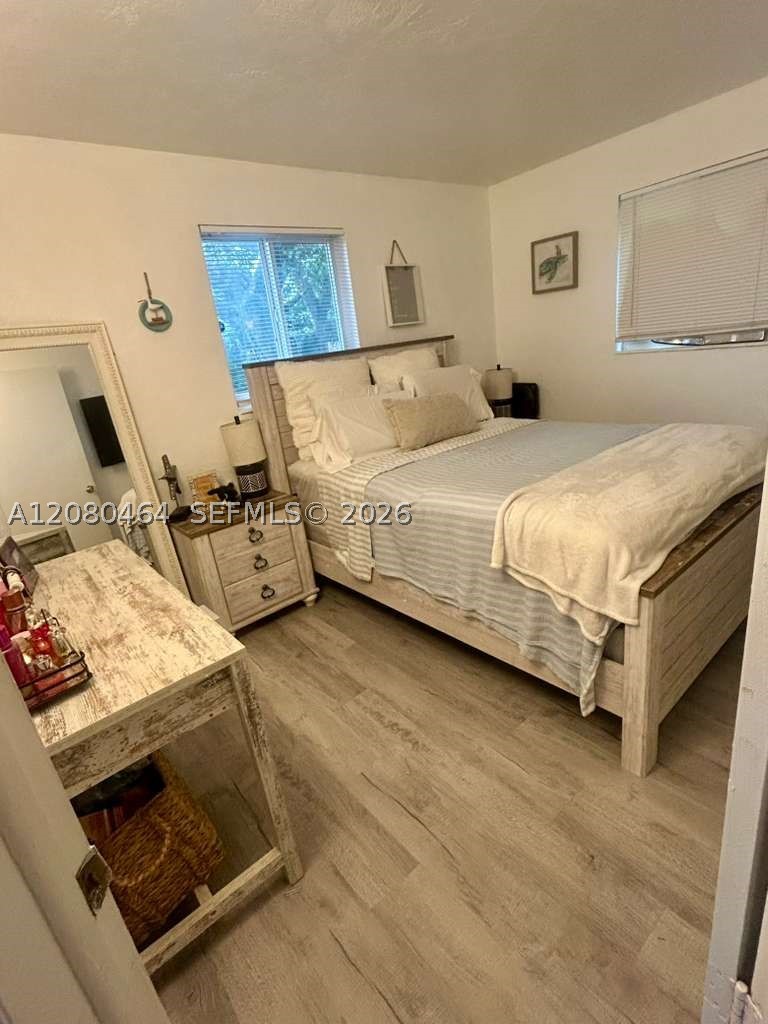 A12080464 Property Photo 3