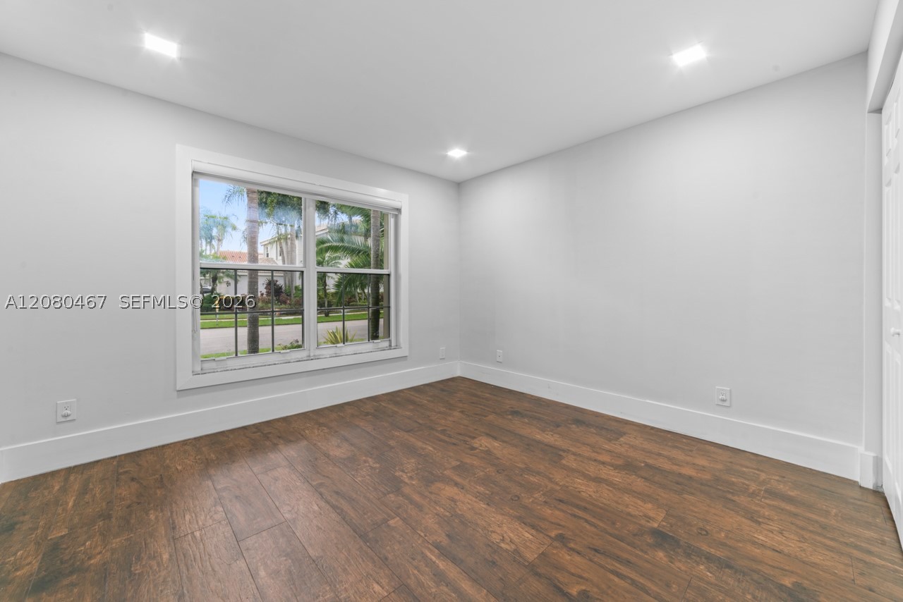 18096 Sw 29th St Property Photo 12