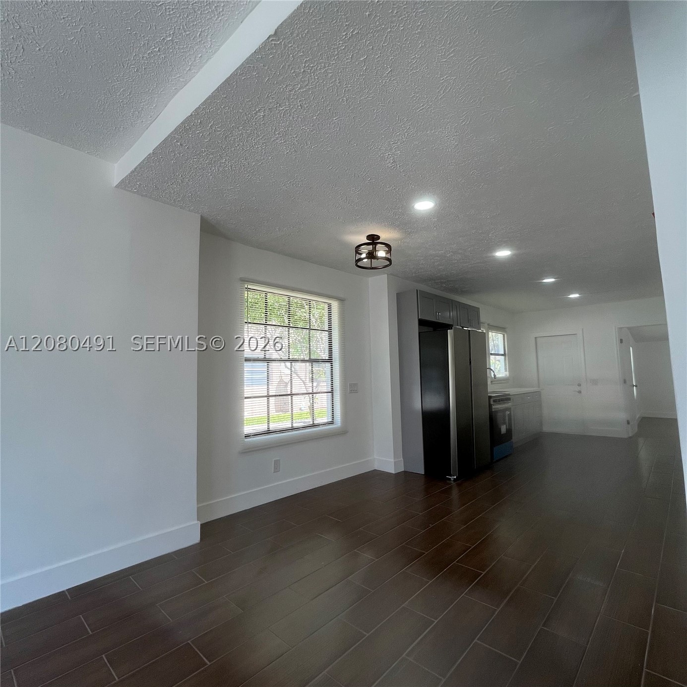 8 S C St Property Photo 4