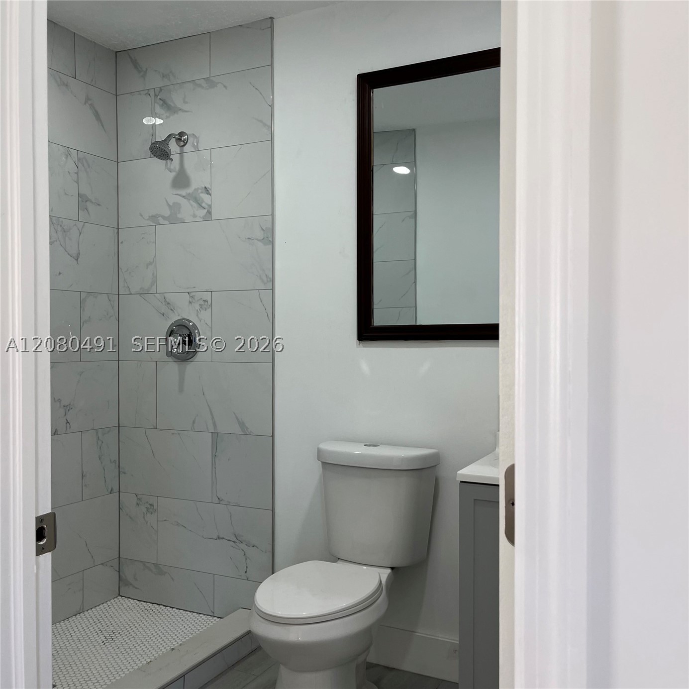 8 S C St Property Photo 10