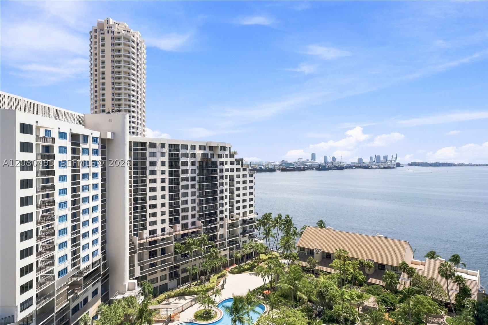 520 Brickell Key Dr A1616 Property Photo 1