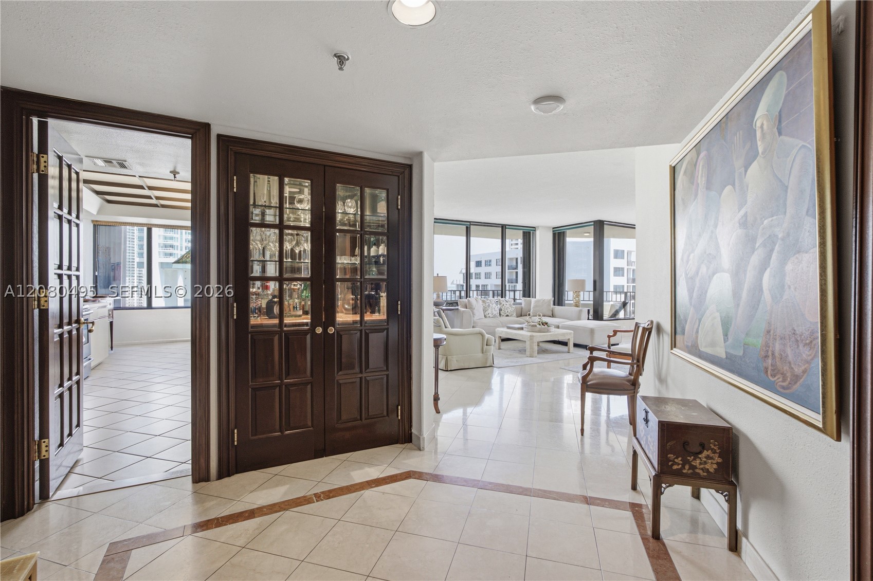 520 Brickell Key Dr A1616 Property Photo 3