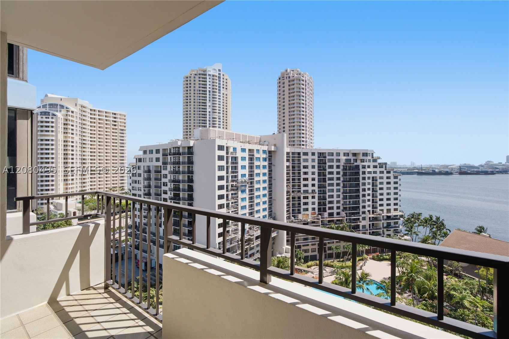 520 Brickell Key Dr A1616 Property Photo 17
