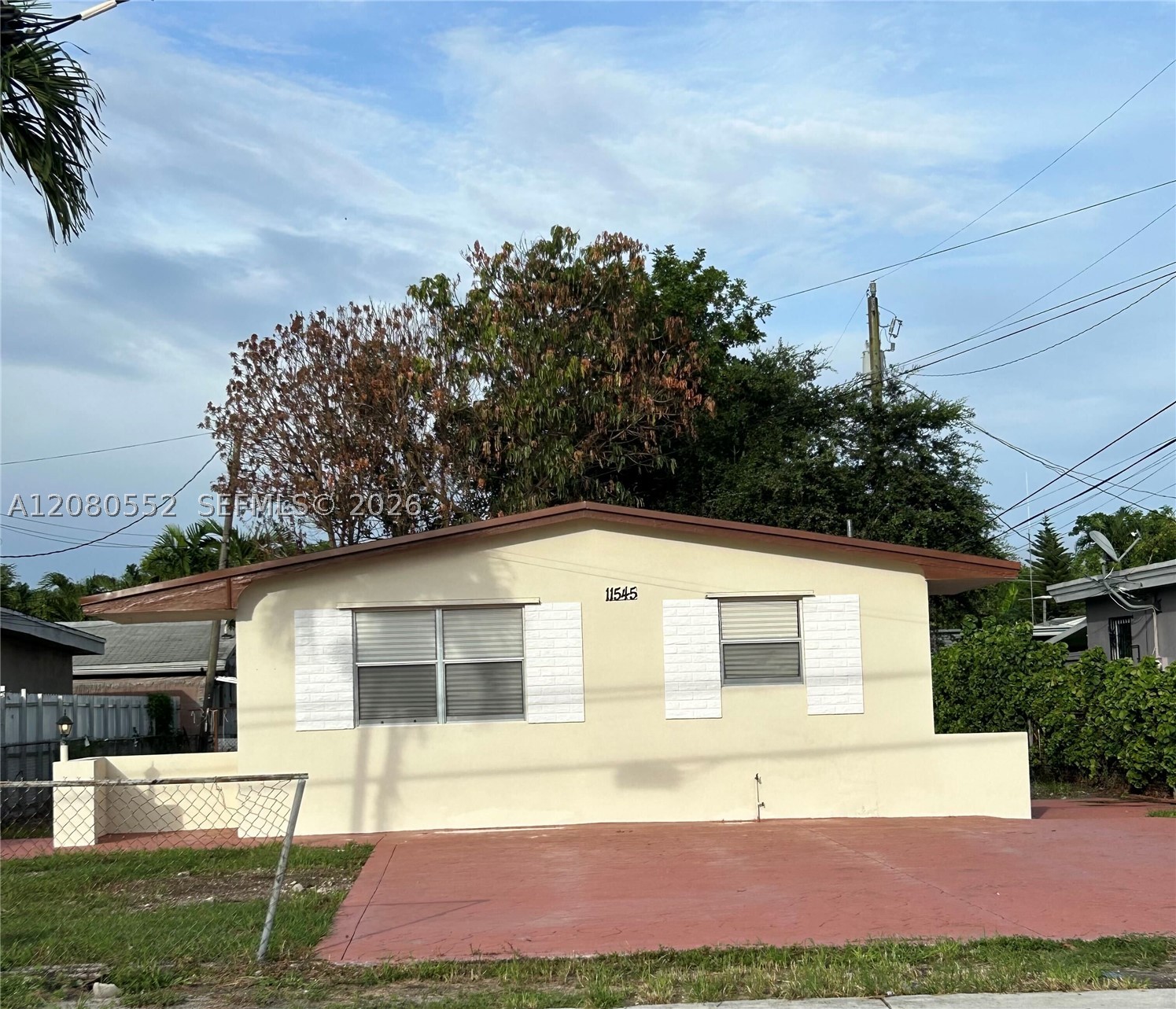 11545 Nw 17th Ave Property Photo 2