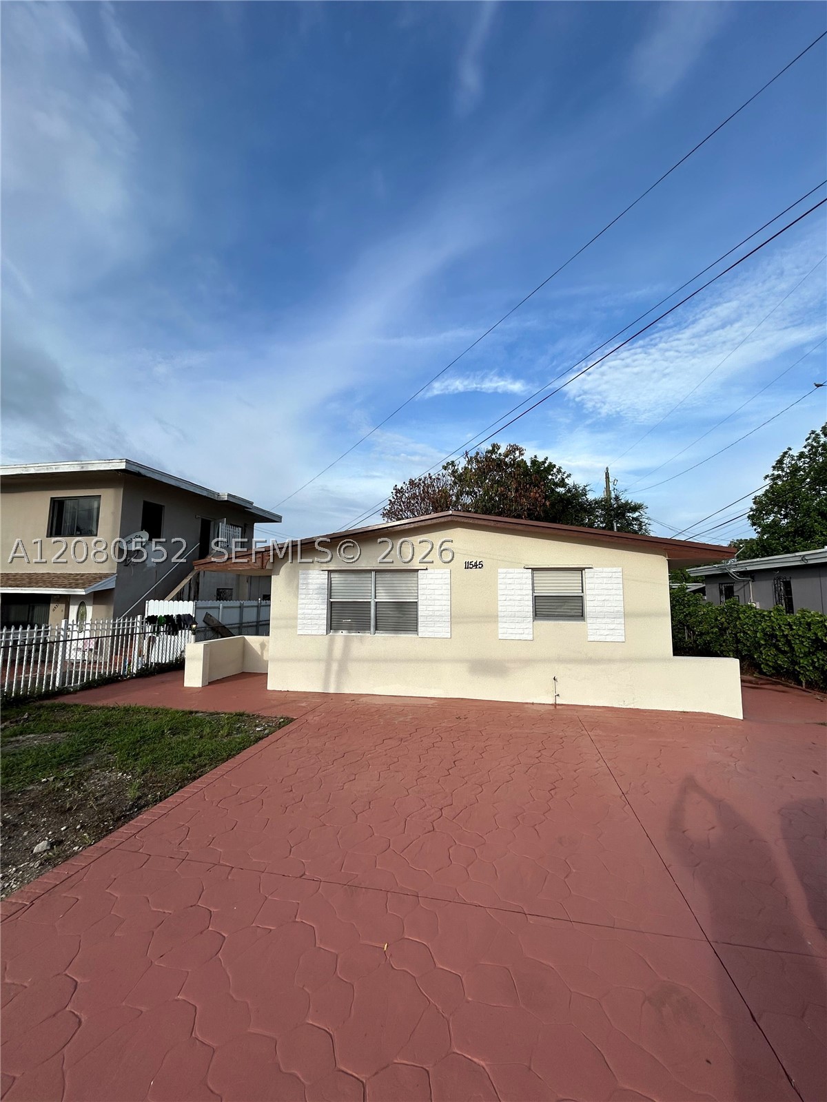 11545 Nw 17th Ave Property Photo 3