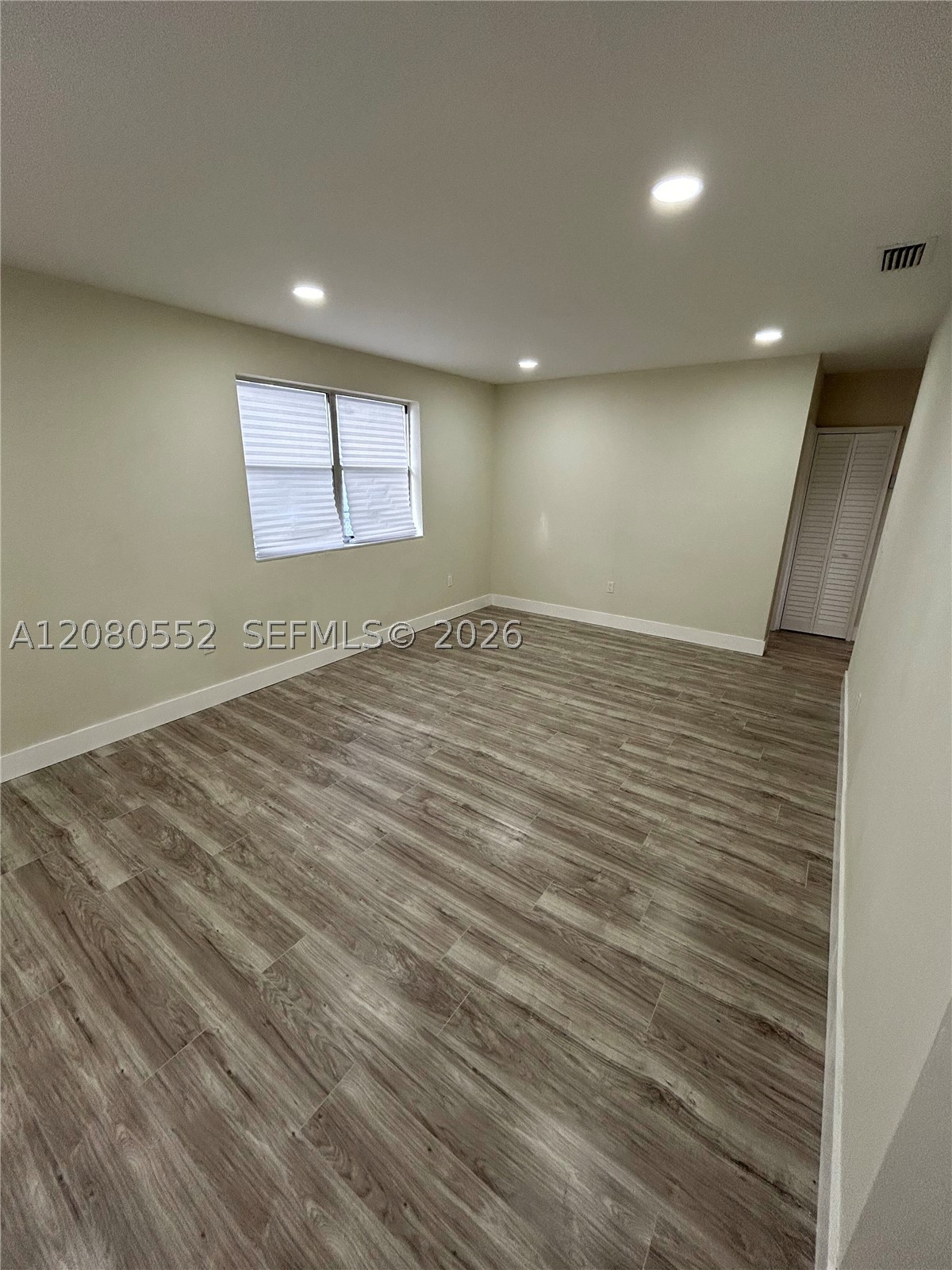 11545 Nw 17th Ave Property Photo 11