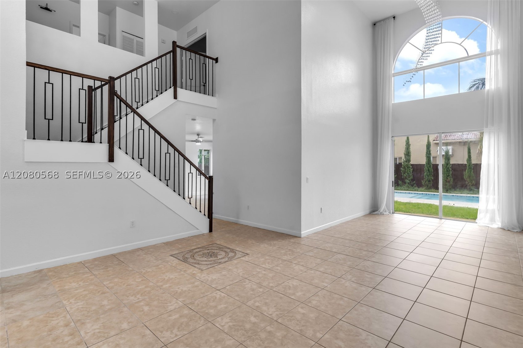 1922 Se 22nd Ct Property Photo 3