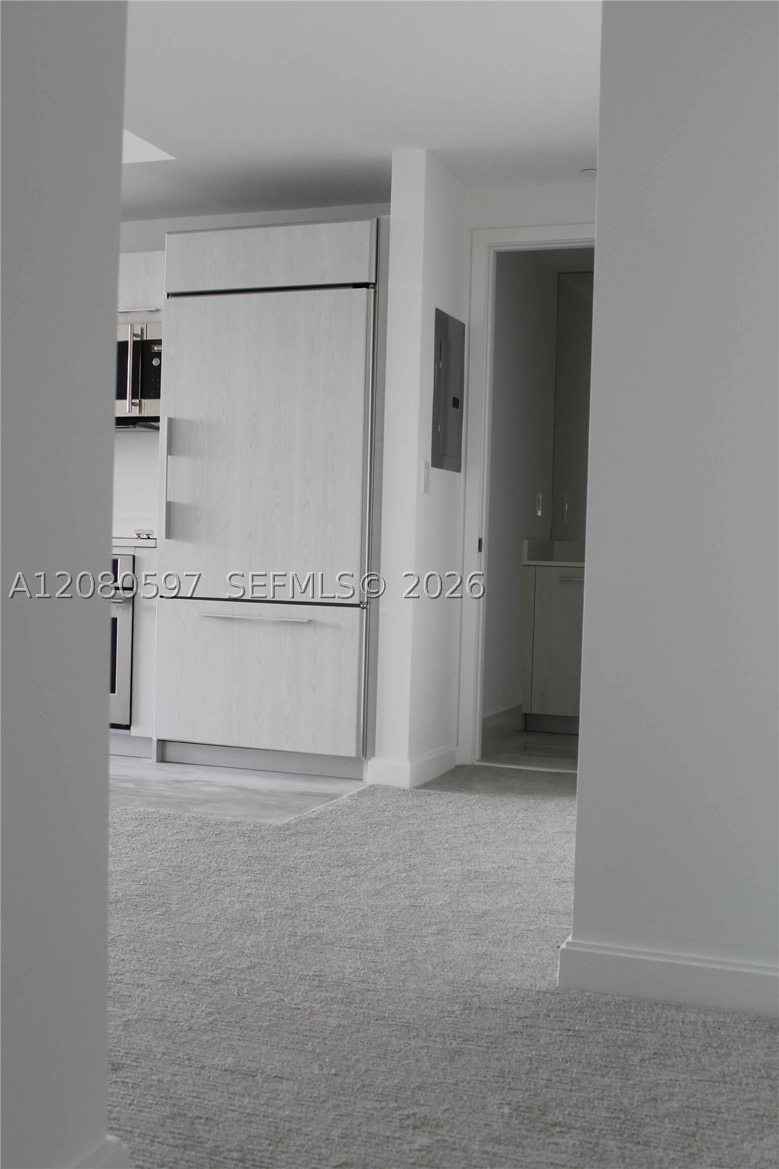 45 Sw 9th St 2809 Property Photo 5