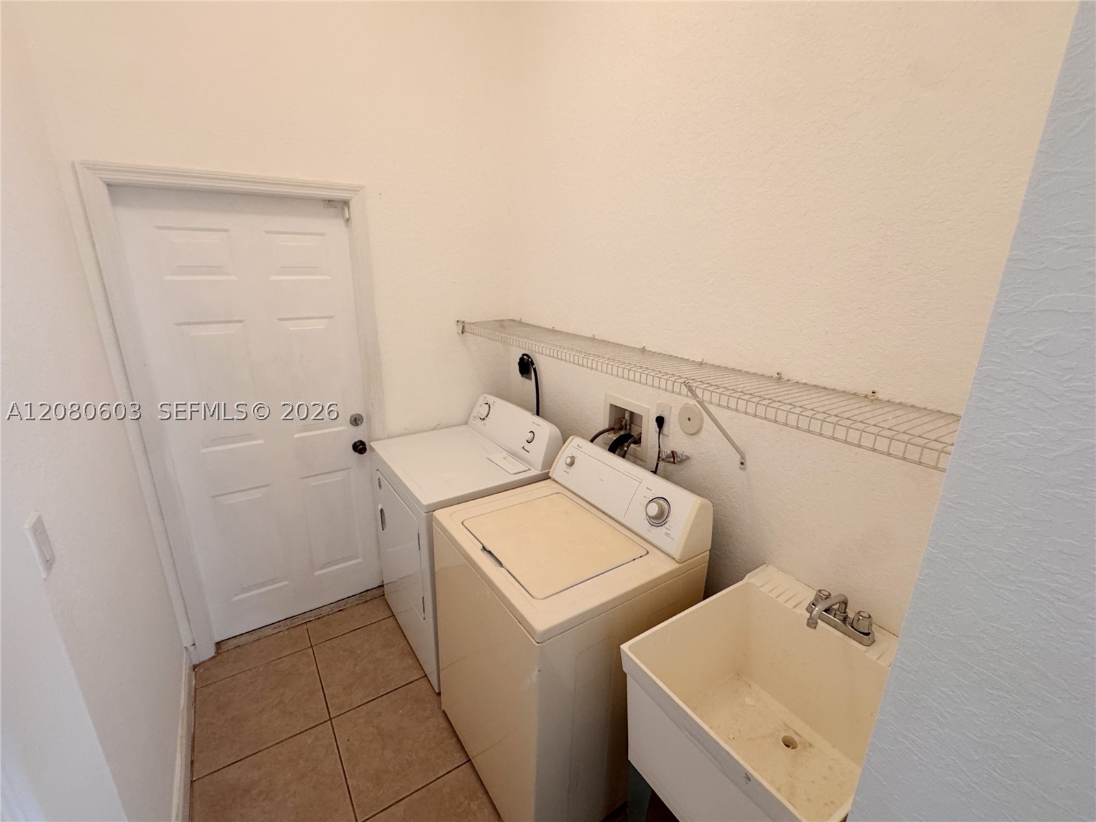 1770 Se 18th Ter Property Photo 7