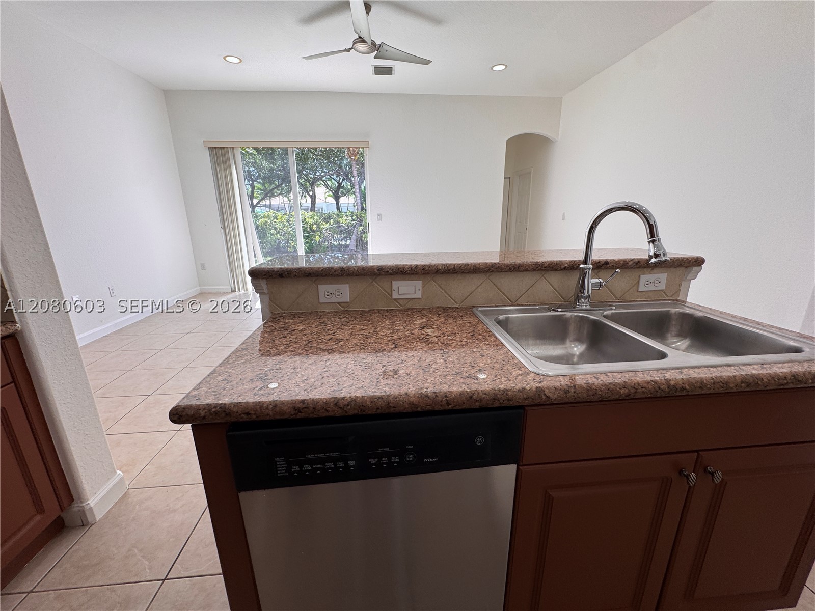 1770 Se 18th Ter Property Photo 12