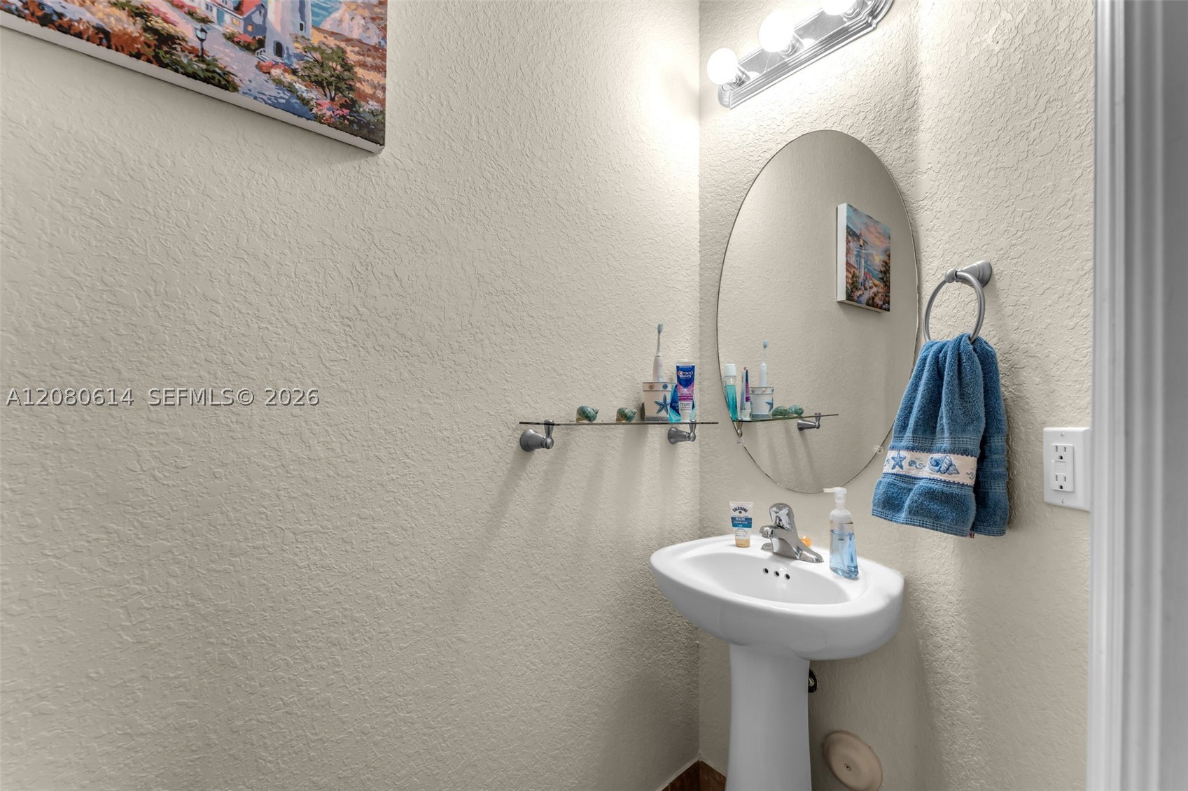 2324 Se 17th Ter Property Photo 5