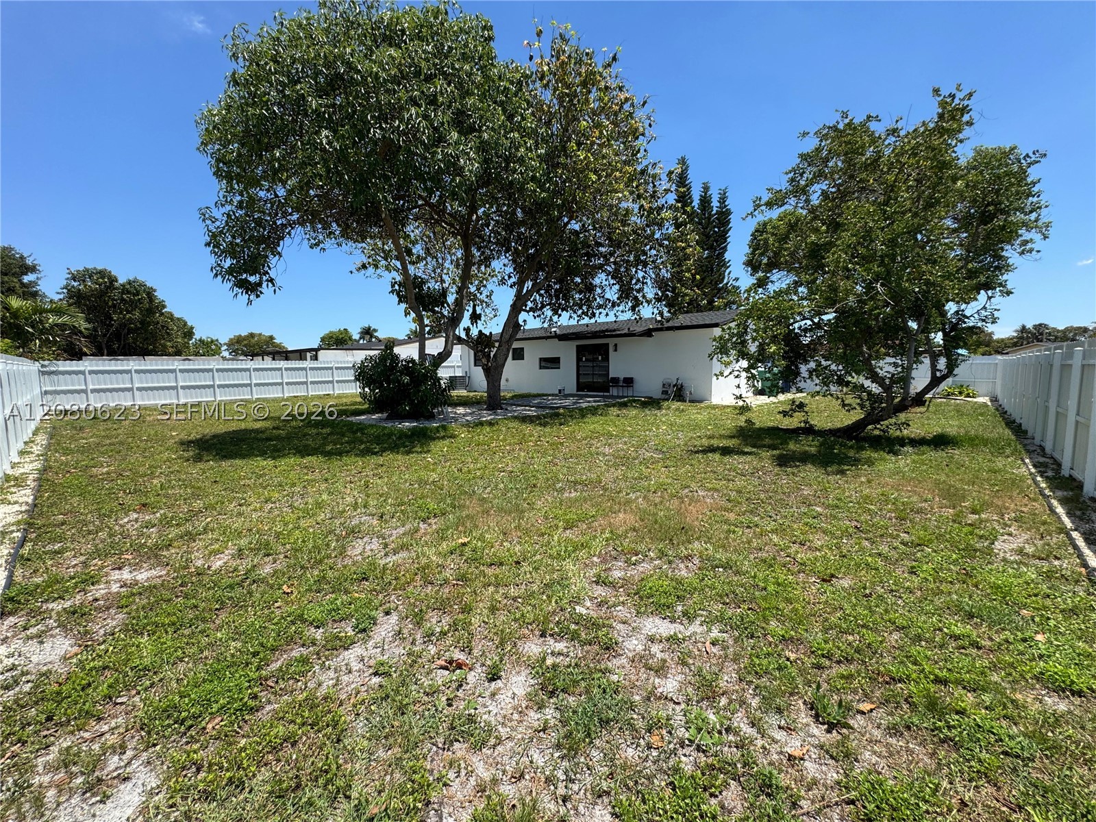 2251 Nw 193rd Ter Property Photo 18