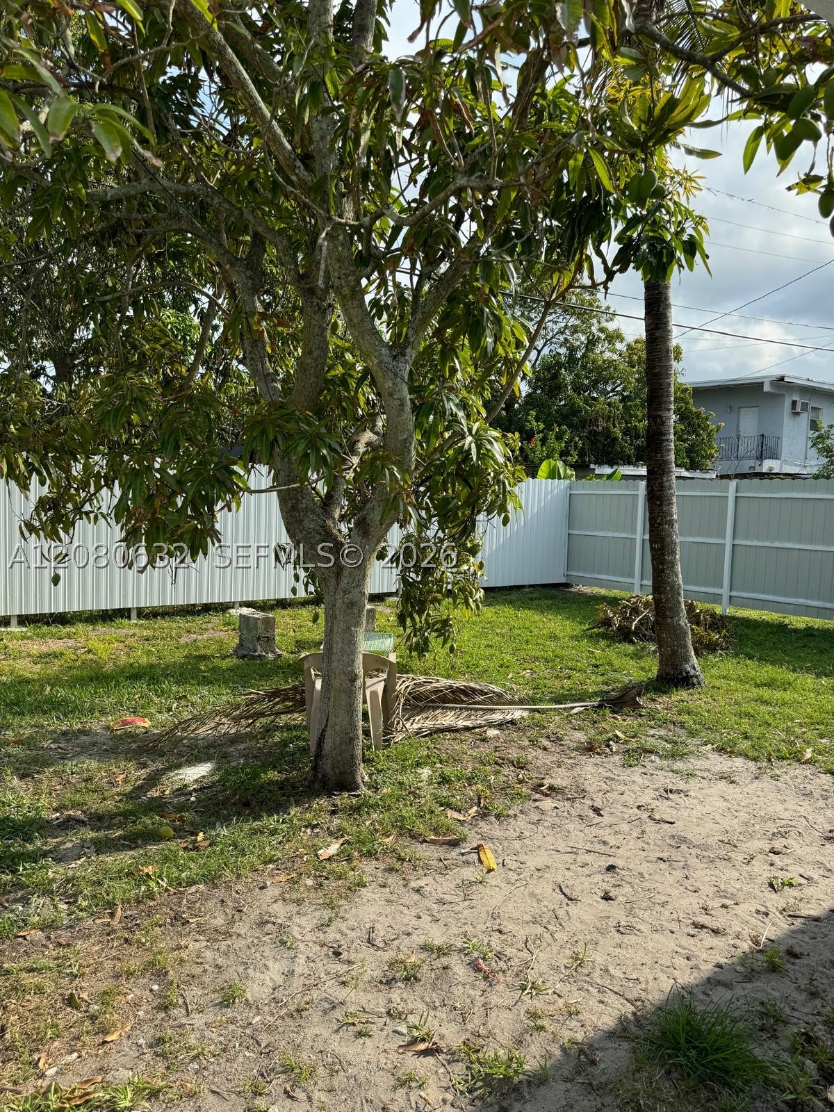 1220 Nw 102nd St 1220 Property Photo 6