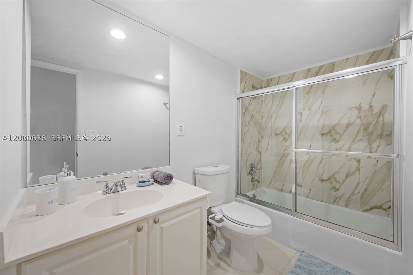 19370 Collins Ave 1426 Property Photo 15