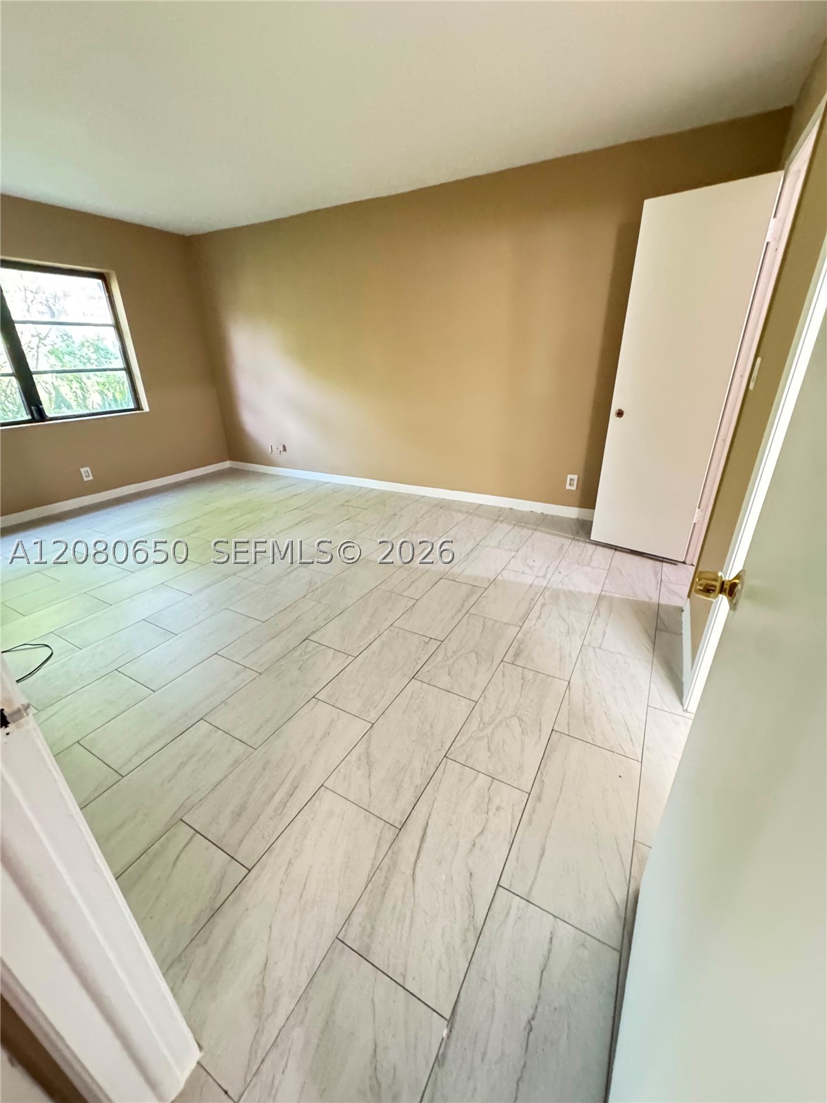 3129 Oakland Shores Dr A109 Property Photo 3