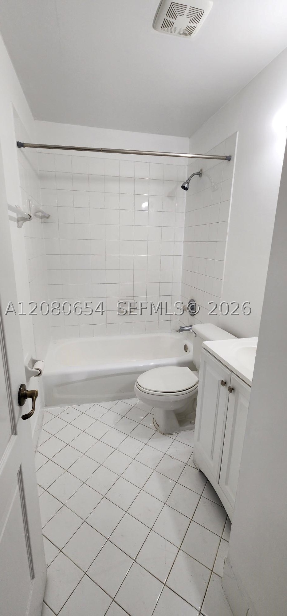 7195 Nw 179th St 109 Property Photo 5