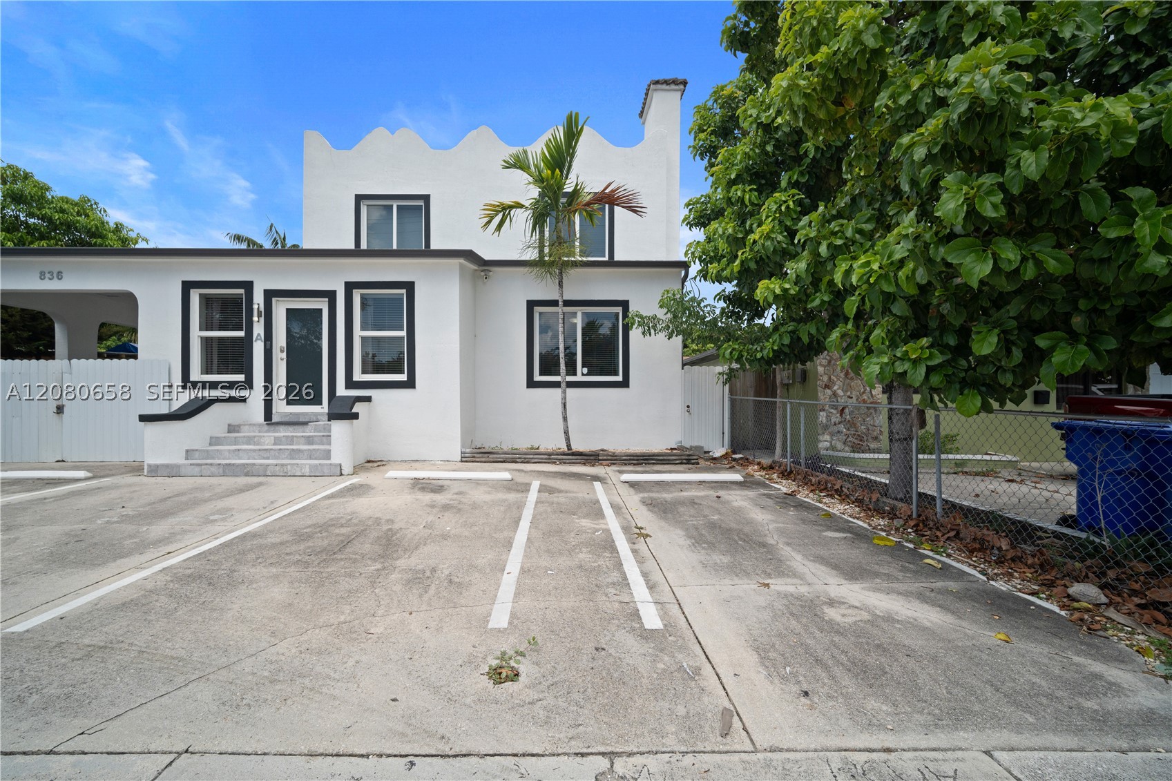 836 Nw 33rd Ave A Property Photo 3