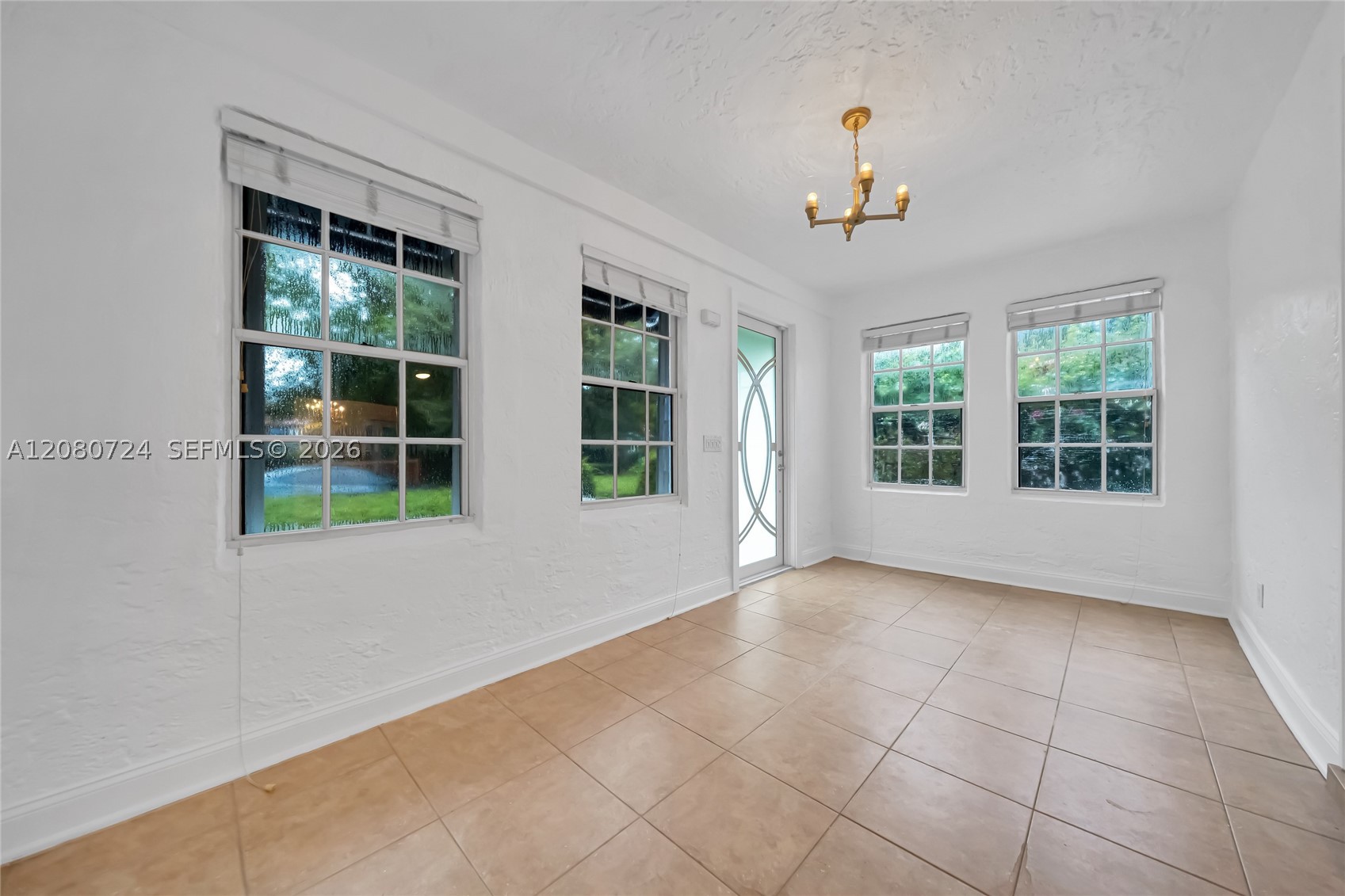 1114 Milan Ave Property Photo 5