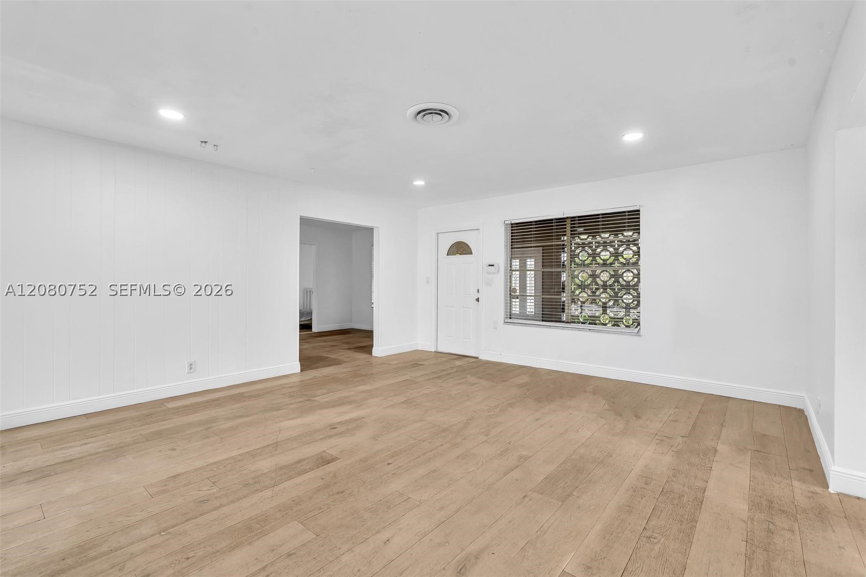 4810 Johnson St Property Photo 11