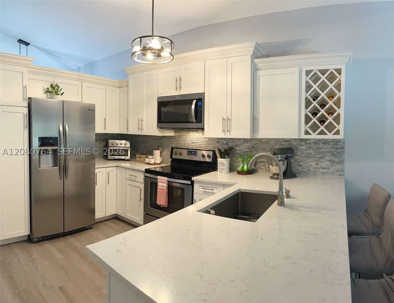 6384 Lansdowne Cir Property Photo 8
