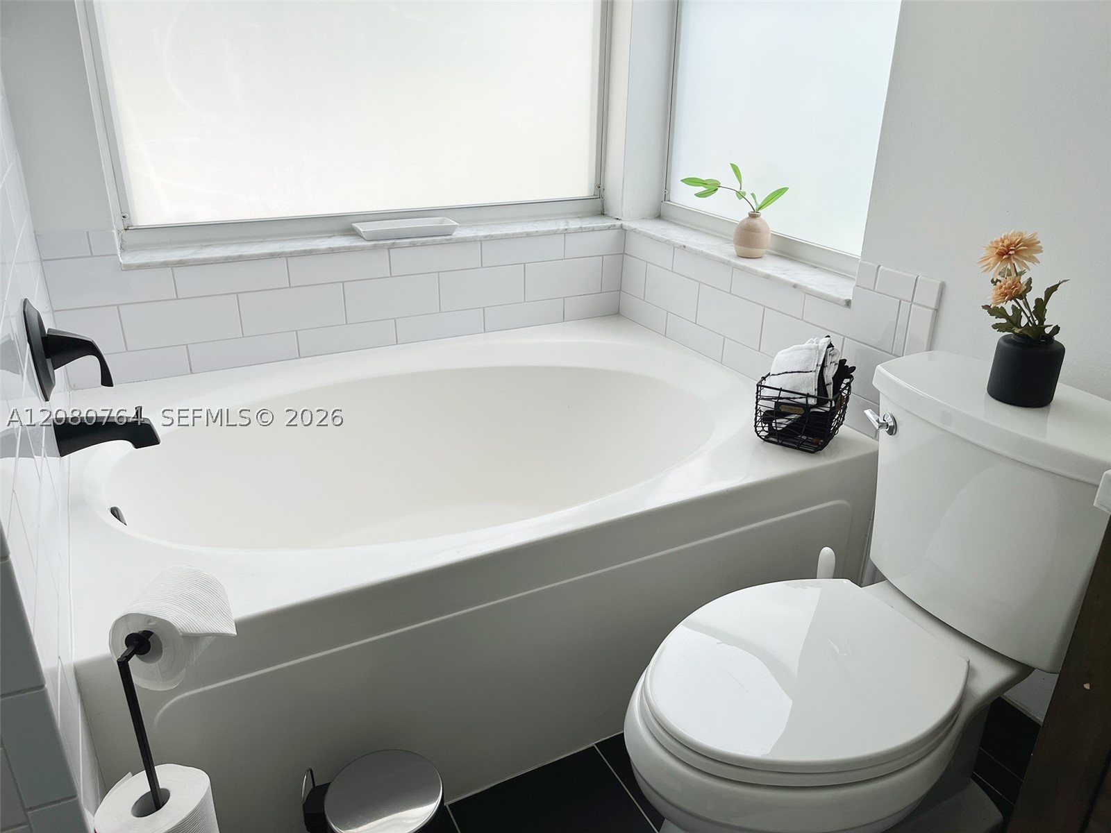 6384 Lansdowne Cir Property Photo 12