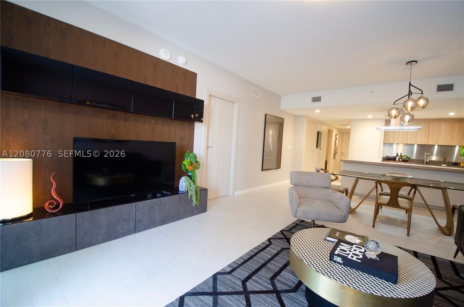 1000 Brickell Plz 4207 Property Photo 1