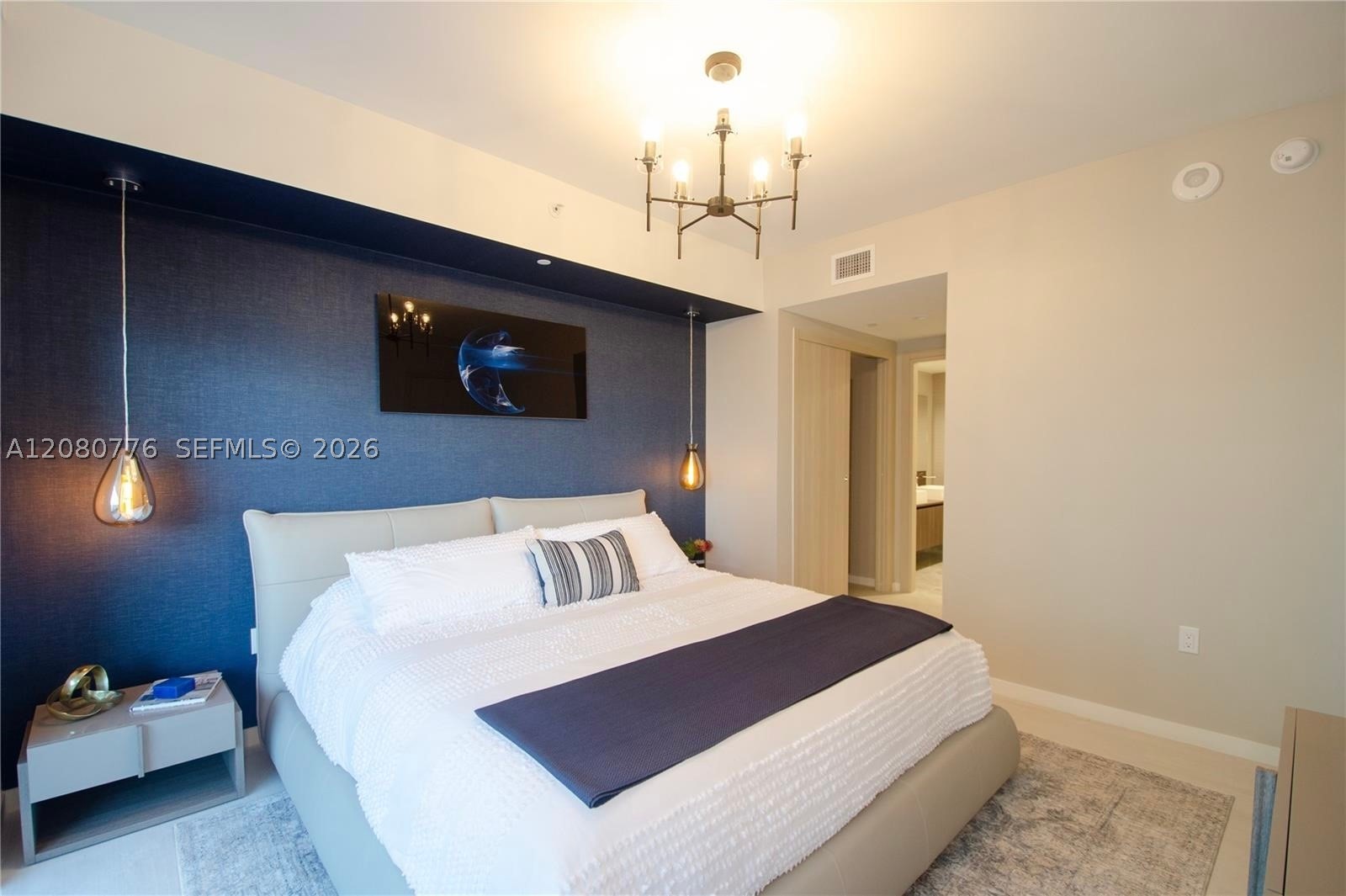 1000 Brickell Plz 4207 Property Photo 13