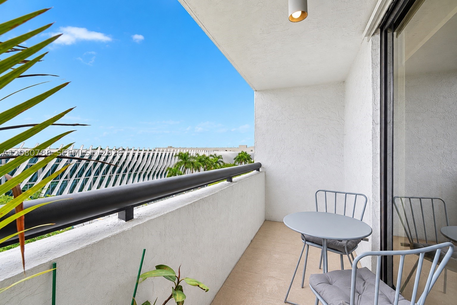 1775 Washington Ave 6e Property Photo 5