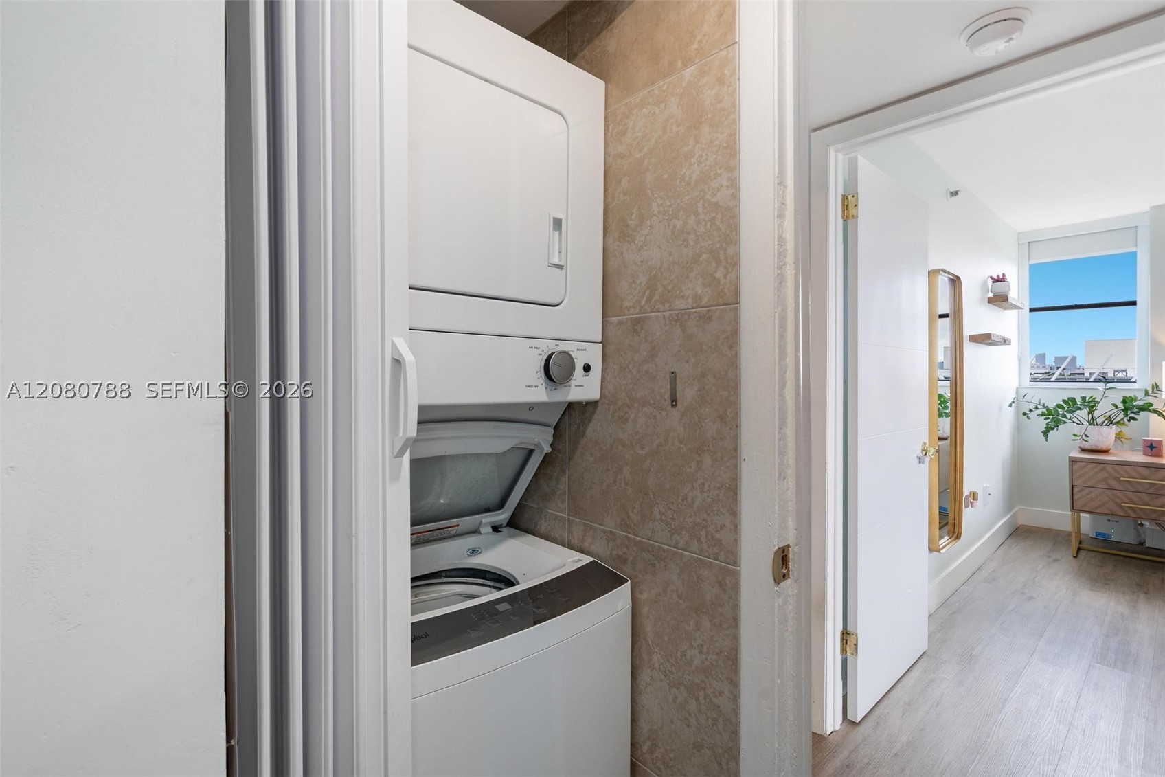 1775 Washington Ave 6e Property Photo 20