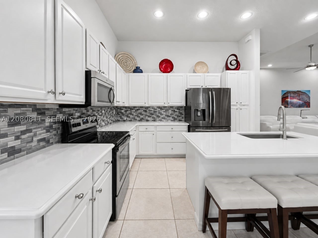 15086 Sw 176th Ter Property Photo 6