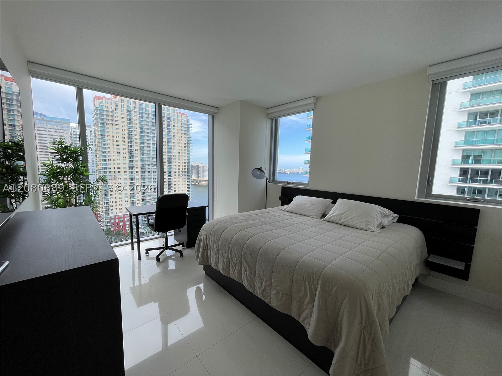 1300 Brickell Bay Dr 2010 Property Photo 13